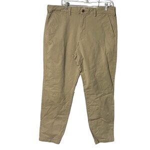 GAP Essential Khaki Pants Straight Taper 36 x 30 Office Business Preppy